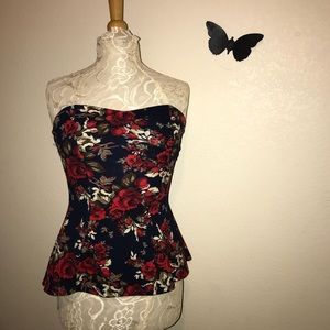 Peplum strapless top 😍